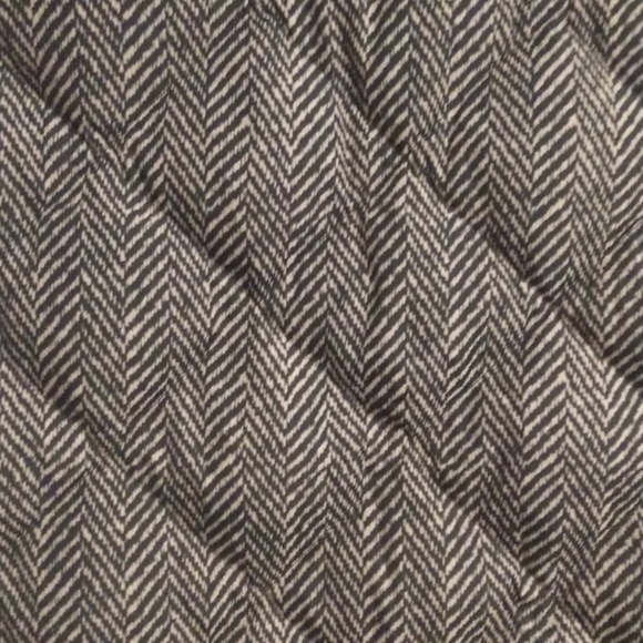 J. Crew Tan & Black Puffer Vest sz Small - Picture 5 of 8